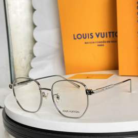 Picture of Louis Vuitton Sunglasses _SKUfw76197975fw